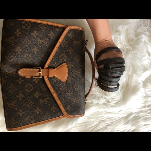 Louis Vuitton Handbags - Sold-Authentic Louis Vuitton bel air pm with strap